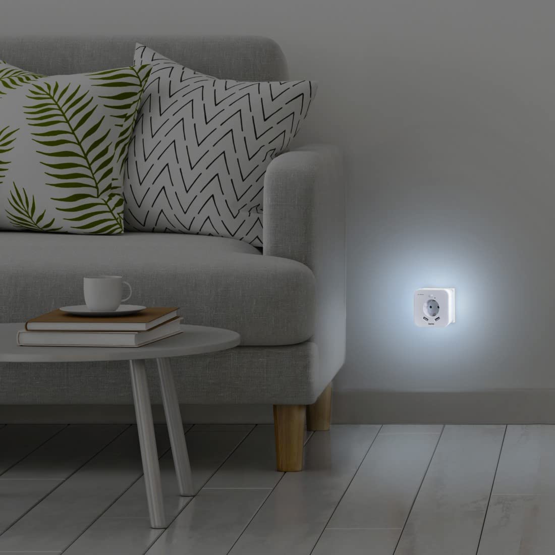 Hama | Luz nocturna con 2 puertos USB (Con detector de movimiento, Bajo consumo, Enchufe con protección) Color Blanco