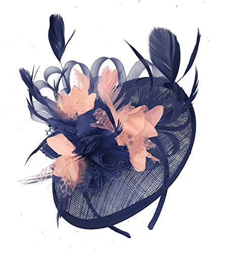 Chapeau bibi bleu marine pour un grand prix hippique chic