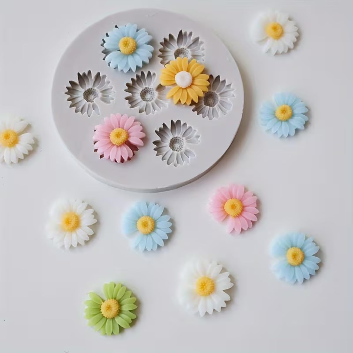 7 Cavity Sunflower Daisy Flower Silicone Fondant Mould for Chocolate Candy Cake Decoration Cupcake Topper Jelly Dessert Ice Cube Sugarcraft Clay Candle Wax Soap Mini Resin Craft Jewelry Molds-image-46