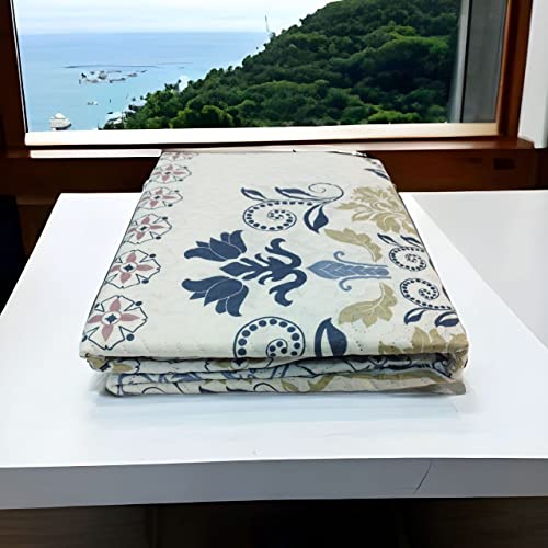 Mercatienda.es Colcha Azul para Cama de 90 cm económica de Entretiempo y Verano, cobertor, cubrecama, termosellada diseño Logan Reversible y Ribeteada con cuadrantes de Regalo de 50 x 70cm a Juego.