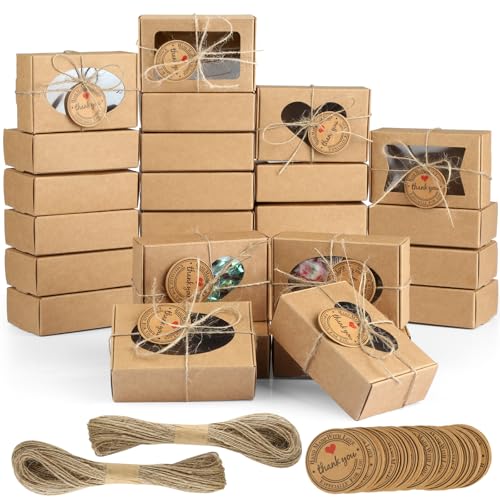 dsDAEDK 28 Stück Kraftpapier Box mit Sichtfenster Keksschachtel Pralinenschachteln mit Etiketten und Schnur Kleine Schachteln für Keks Schmuck Seifen Weihnachten Valentinstag (9x6x3cm)