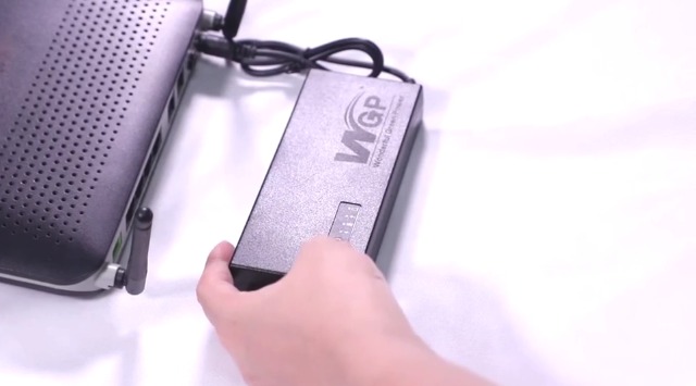 Amazon.com: 12V 2.5A UPS 18650 Lithium Battery DC 29.6Wh DC to DC