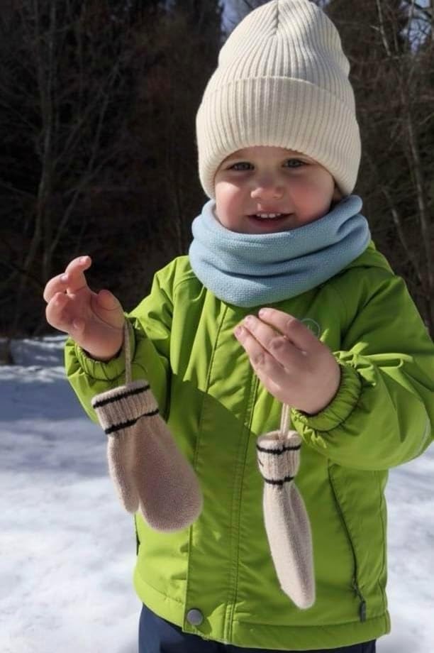 Merino Wool Winter Gloves for Toddlers, Kids & Teens with String – Cold Mittens & Christmas Gift for Kids - Image 10