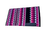 Options de taille : disponible en tailles 86,4 x 91,4 x 2,5 cm, cette couverture de selle s'adapte à différentes races de chevaux et types de selle, offrant une couverture et une stabilité optimales.