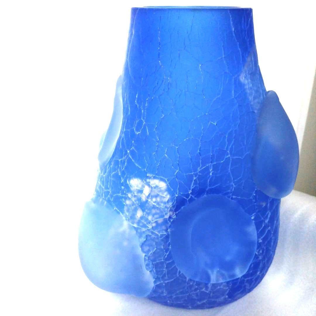 岩田　ガラス　優しい青　銀箔　工房　作家１点もの　花器　アート Amazon.co.jp: 岩田 ガラス 優しい青 銀箔 工房 作家1点もの