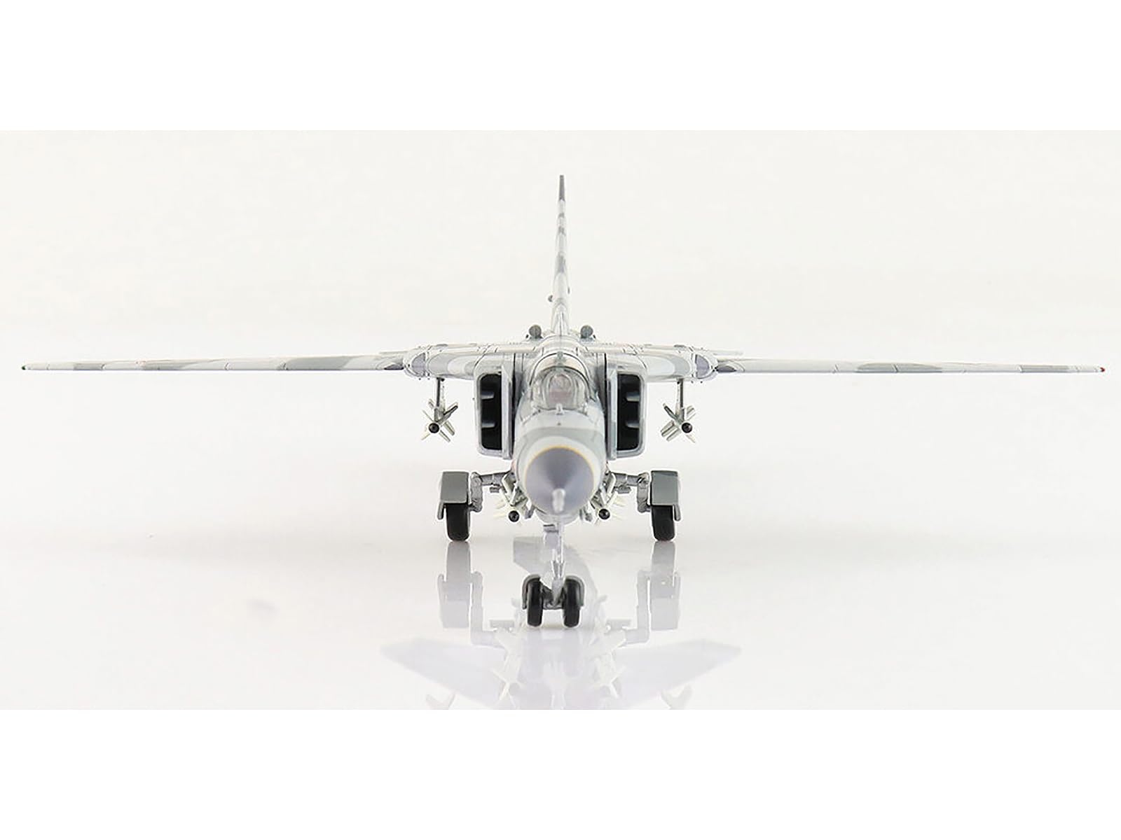 Amazon.com: Mikoyan-Gurevich MiG-23MS Flogger-E Fighter