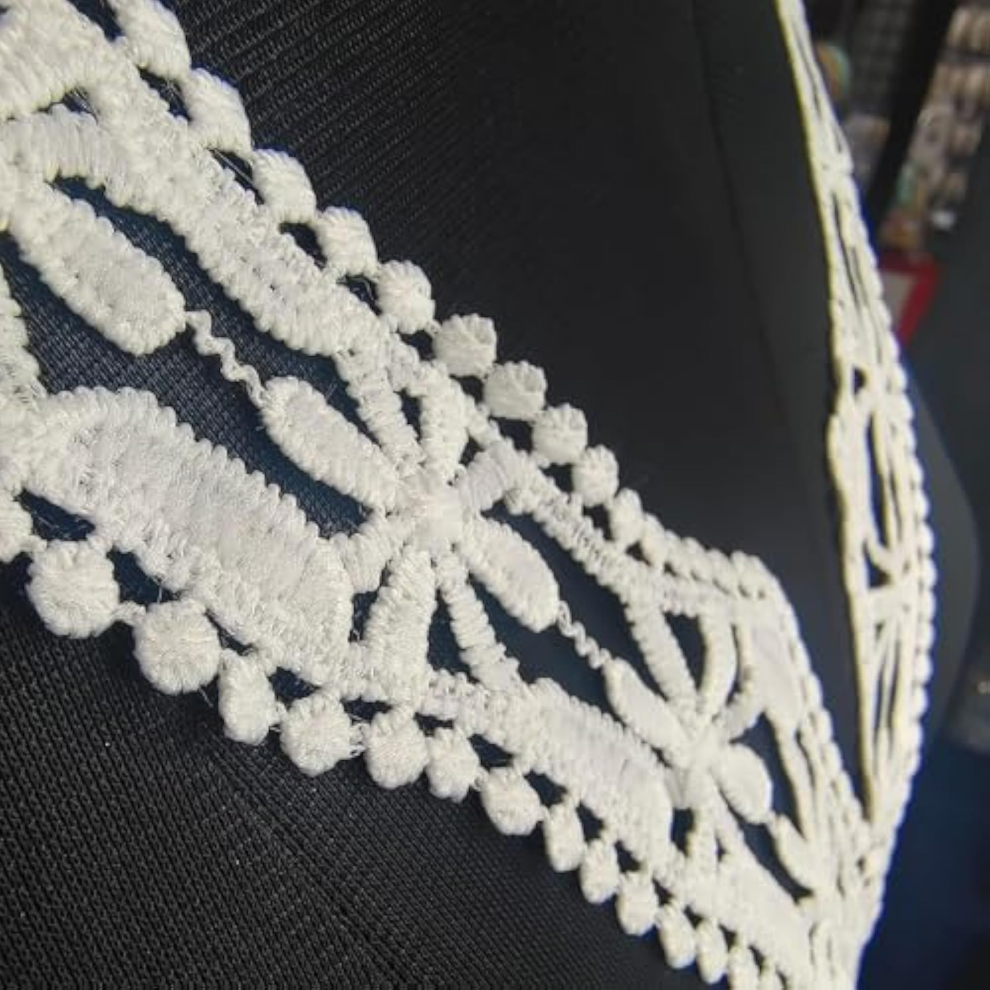 Embroidered Neckline Dyeable Sewing Neck Applique