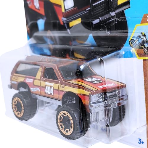 Image of Hot Wheels 1:64 Chevy Blazer 4x4 Dirt Ages 3 and Up 81 /250 (Red)