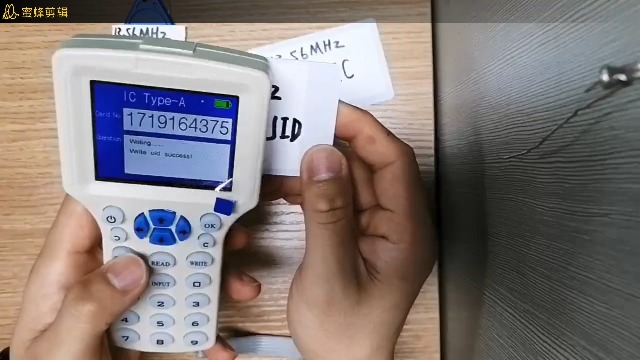 468554_7