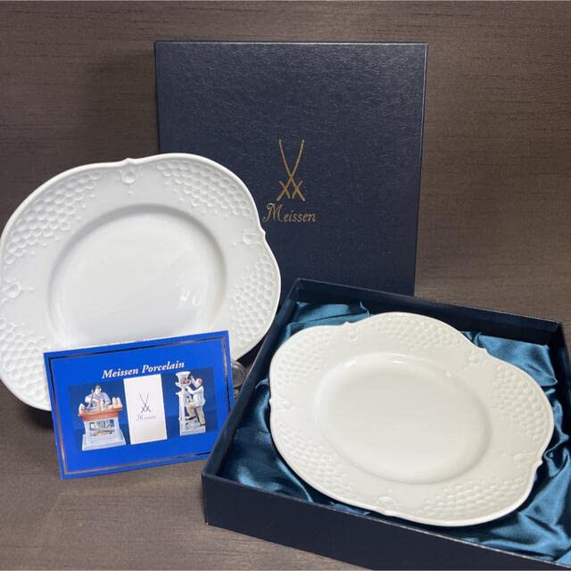 Amazon.co.jp: マイセン ホワイトレリーフ ケーキ皿 19㎝ 二枚セット  