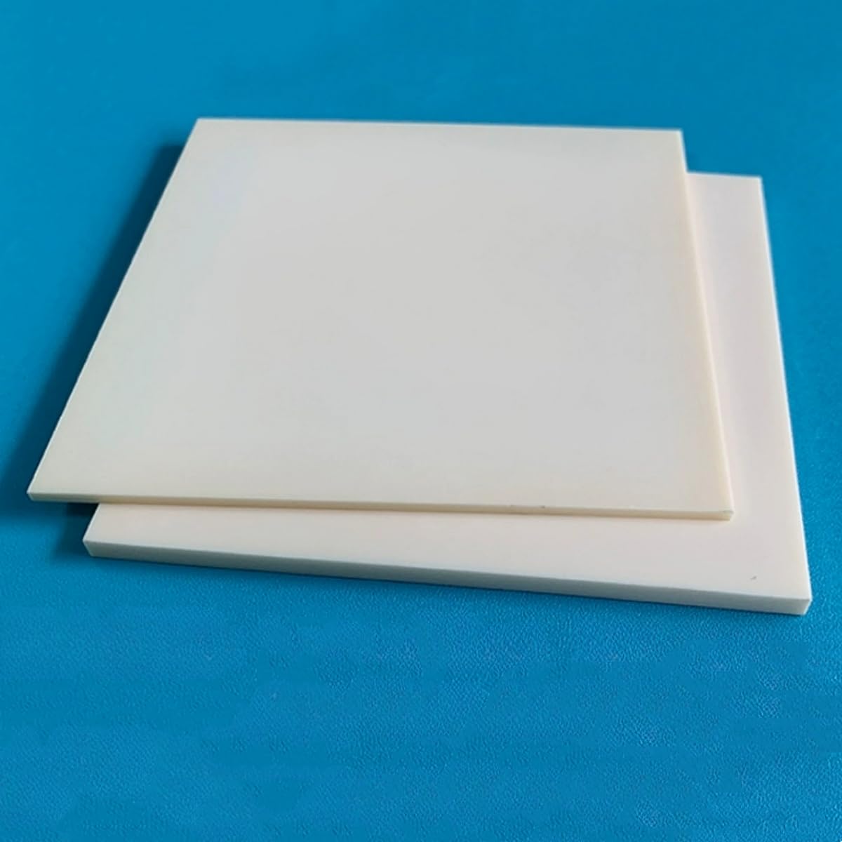 Lastra di ceramica di allumina 99% Piastra isolante alta temperatura 3mm x 120mm x 120mm