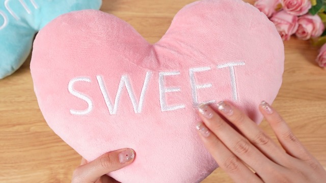クッション・座布団 KATIE HEART CANDY cushion HEART CANDY cushion – Katie Tokyo