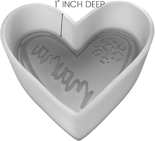 Miniatura 4 de Corazón de mamá con estampado de leopardo, tamaño 4.5 pulgadas de ancho x 4.25 pulgadas de largo x 1 pulgada de profundidad, Mom Life | Mama Bear |