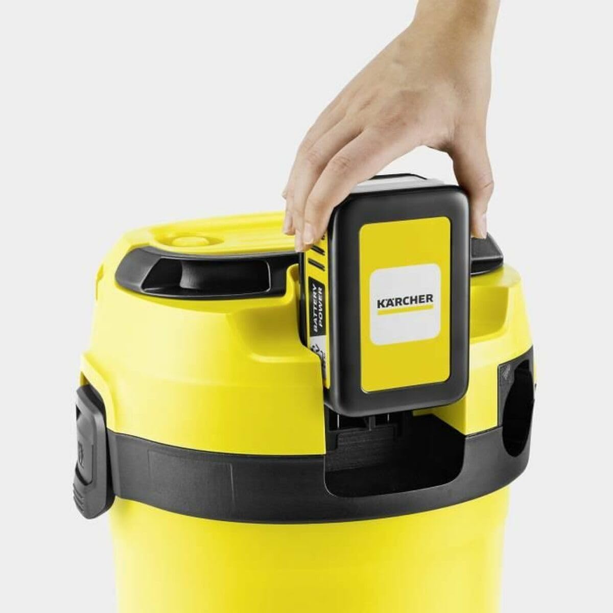 KÄRCHER aspiratore solidi liquidi a batteria WD 3-18 V-17/20, filtro a cartuccia, tubo di aspirazione: 2 m, contenitore in plastica: 17 l, utilizzabile con batteria 18V non inclusa
