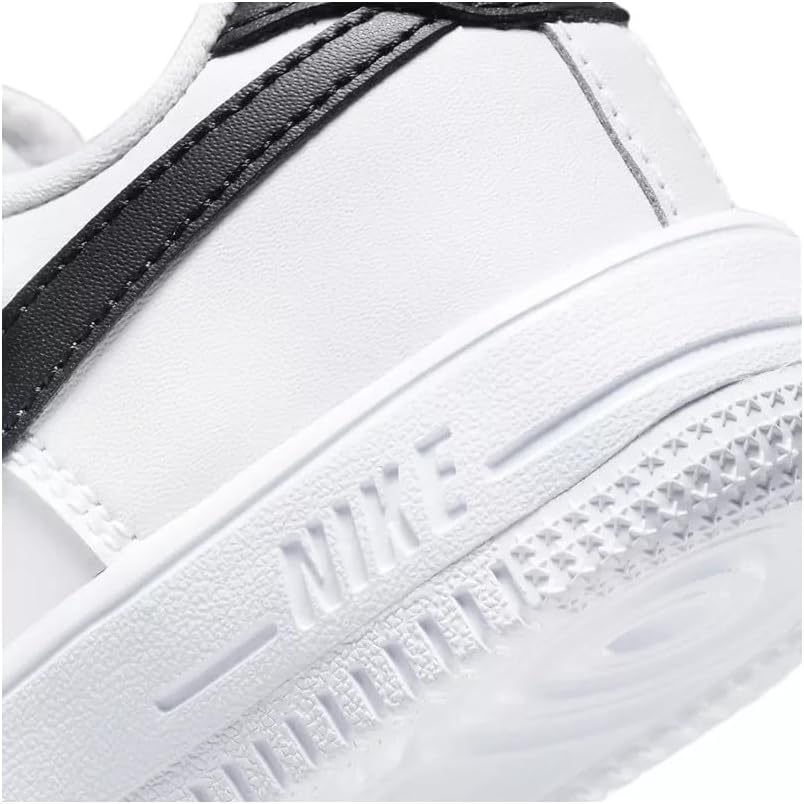 Nike Force 1 Low EasyOn Little Kids' Shoes (FN0237-101, White/Black) Size 3