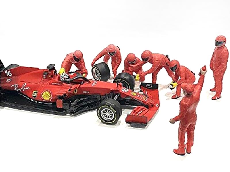 Amazon.com: Formula One F1 Pit Crew 7 Figure Set Team Red Release