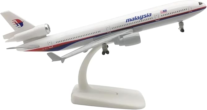 DAGIJIRD Alloy Malaysia MD-11 Aircraft Birthday Gift Plane Models Chiristmas Gift 1/400 Scale Aviation Science Exhibition Model