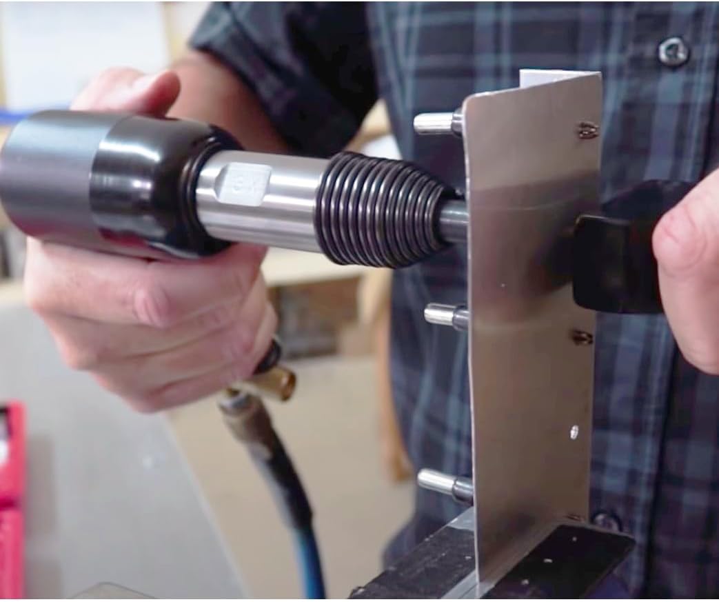 Wicks Aircraft 3X Rivet Gun Kit. Includes 3X Rivet Gun, 5 Rivet Sets, 2 Bucking Bars, and 2 Retainer Springs