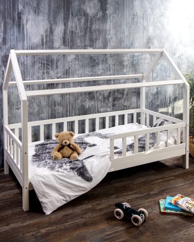 RIVERBANK Kinderbett 90x200 mit Rausfallschutz - Kinder Hausbett aus Kiefer Holz mit Rollrost | Stabiles Haus Bett für Mädchen & Jungen | 90 x 200 cm Jugendbett Massivholz Weiß Cover