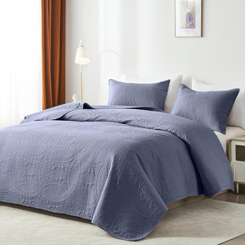 akkialla King Size Quilt Set,Bluish Grey Ultrasonic Bedspread,Lightweight Soft Coverlet with Modern Coin Pattern,All Season California King Bedding Set,3 Piece Set(1 Quilt,2 Pillow Shams)