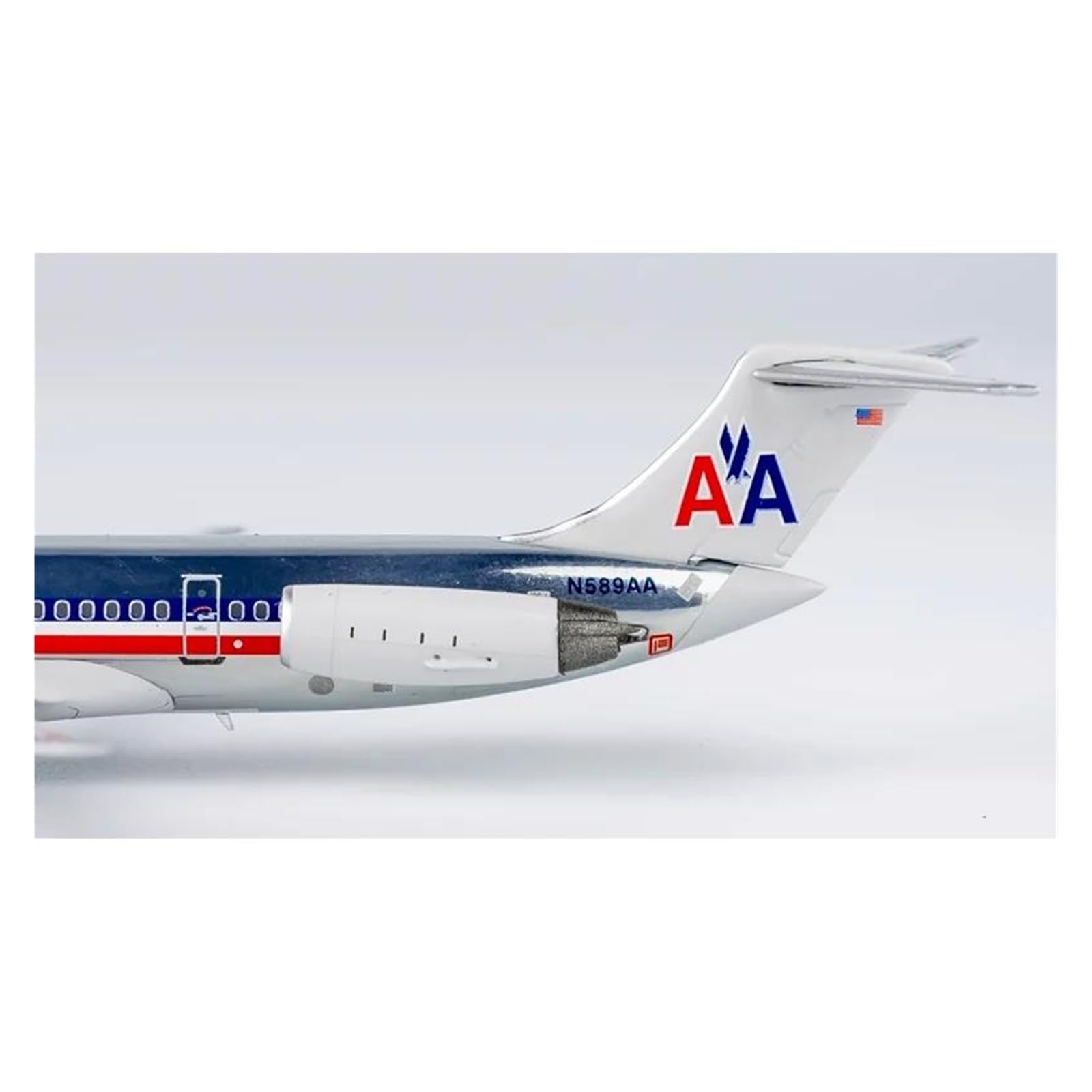 Must-have for collectors Odlew metalowy samolot odlewany w skali 1/400 dla MD83 MD-83 kolekcja metalowa dekoracja modele samolotów do kolekcji i wyświetlania