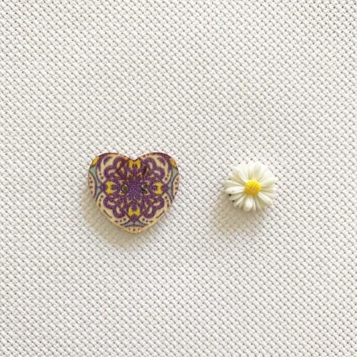 Image of DPXWCCH 4 Pieces Heart Floral Needle Minders for Cross Stitch Wooden Magnetic Needle Keepers Embroidery Needlework Accessories