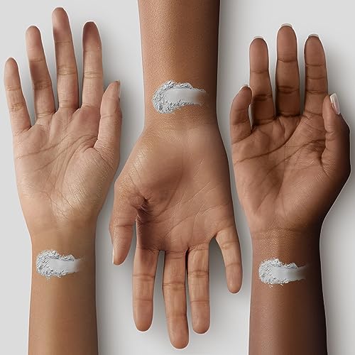 ILIA - Soft Focus Setting Powder | Translucent, Loose Formula to Blur, Soothe, Nourish | Lightweight + Long Lasting for All Skin Types | Non-Toxic, Vegan, Cruelty-Free, Talc-Free (0.32 oz | 9 g) - Thumbnail 4