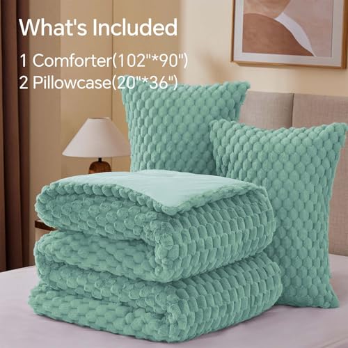 BEDELITE Fluffy King Size Comforter Set - Haze Blue Fleece Soft Comforter for King Size Bed, Luxury Warm Bedding Set for Winter, Fuzzy Bed Set 3 Pieces (1 Comforter, 2 Pillowcases)