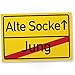 Produktbild DankeDir! Alte Socke (Jung) Kunststoff Schild, Ortsschild - Geschenk runder Geburtstag, Geschenkidee Geburtstagsgeschenk Männer, Geburtstagsdeko/Partydeko/Party Zubehör/Geburtstagskarte