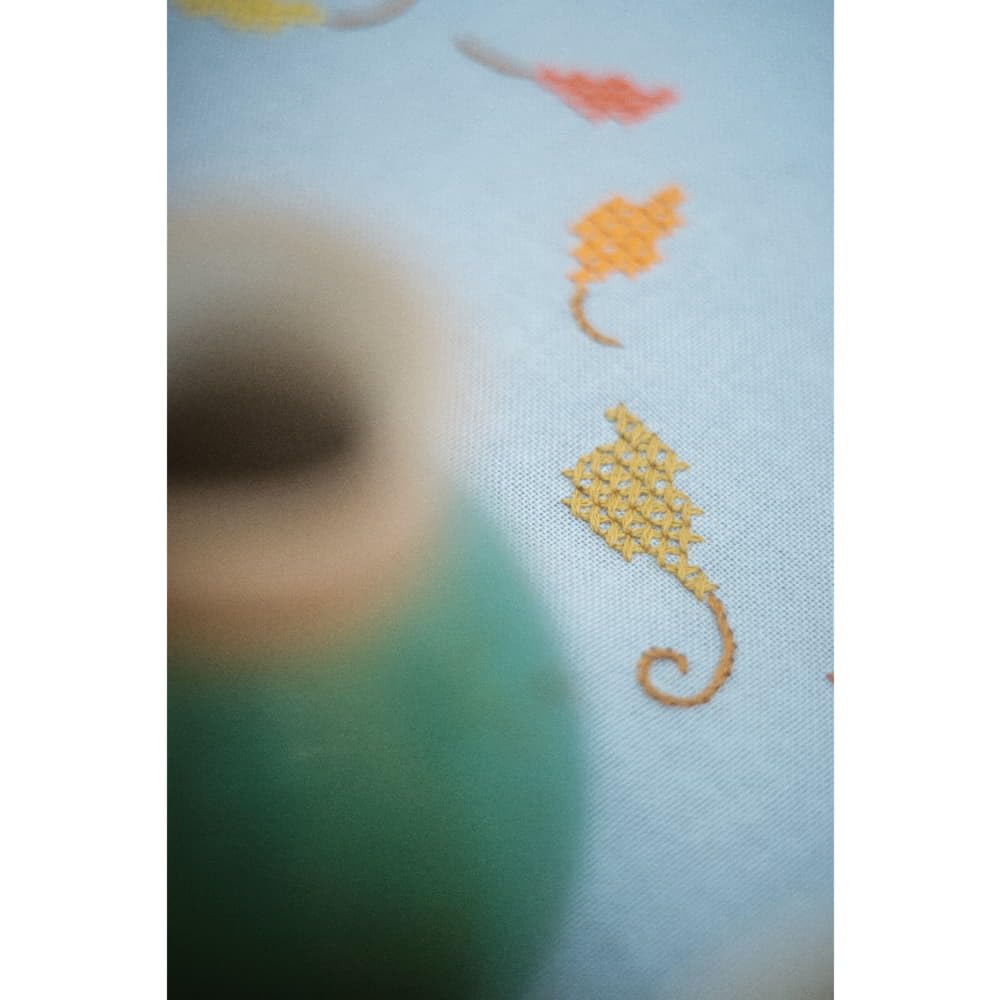VERVACO Haft Krzyżykowy z Nadrukiem Zestaw do Haftu Obrusu DYNIE Z LIŚĆMI Zestaw Kreatywny dla Dorosłych ca. 80 x 80 cm DIY Dekoracja Stołu ze Zmywalnym Wzorem Cross Stitch Kit