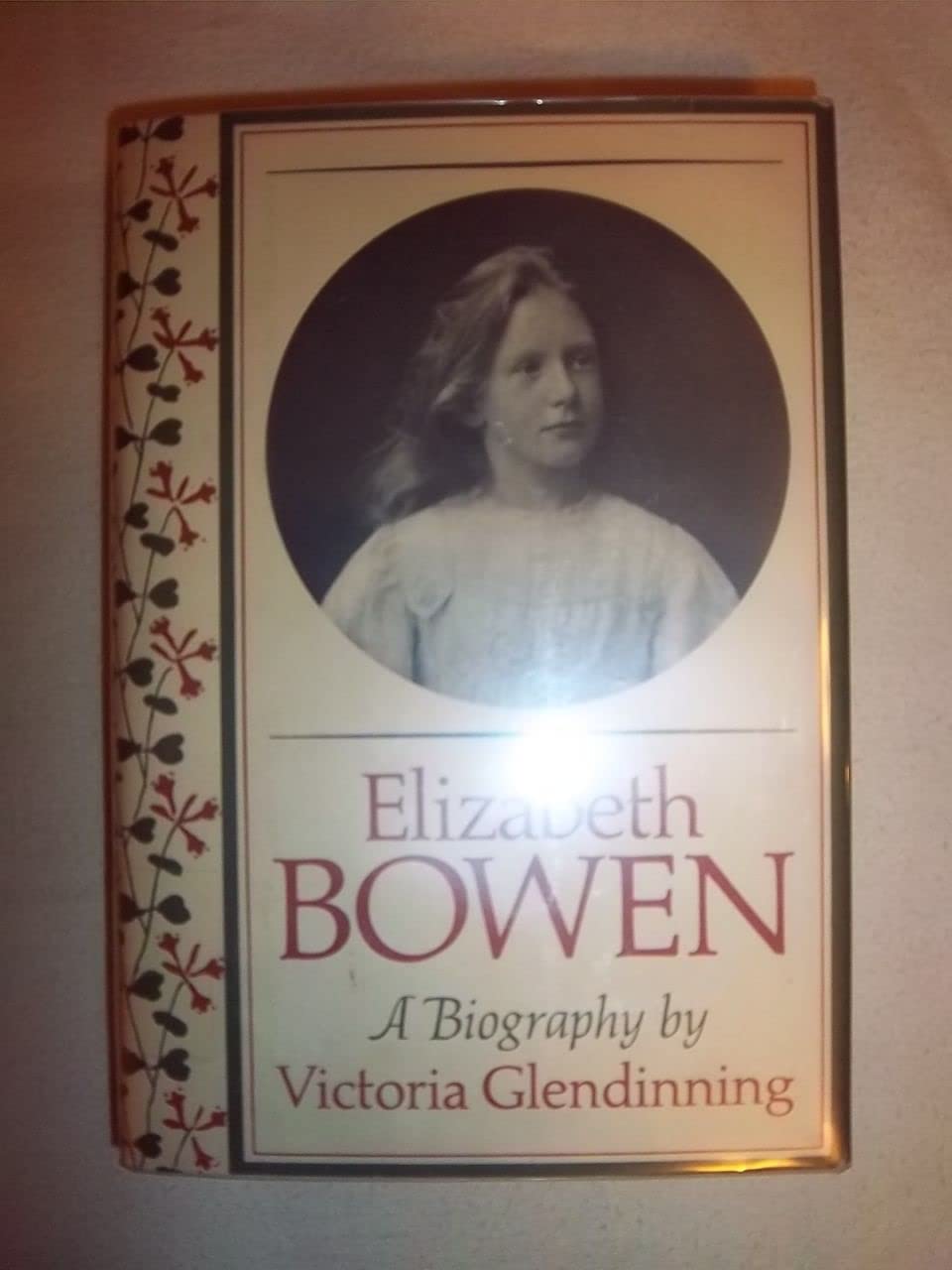Elizabeth Bowen Glendinning, Victoria 9780394405339 Books