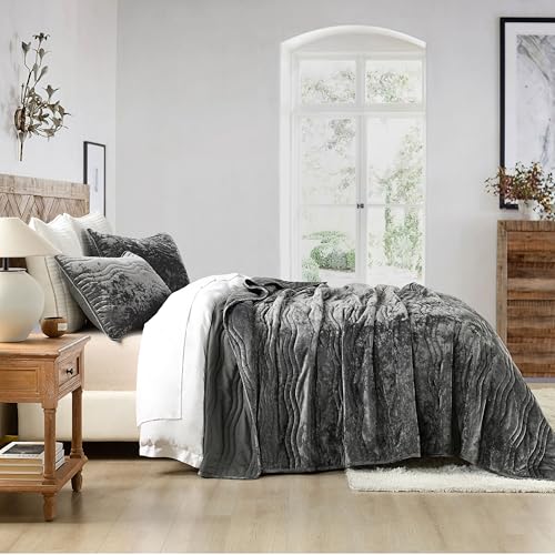 Image of Velvet Quilt Set, Grey Velvet Quilt Queen Size Comforter Set, Luxury Bedding Soft Plush Bedspread, Machine Washable Coverlet,All-Season 3 Pieces