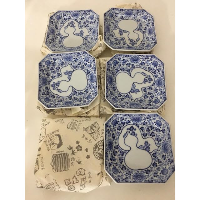 Amazon | 伊万里焼 中島誠之助監修 古伊万里のうつわ ひさご唐草 角皿5