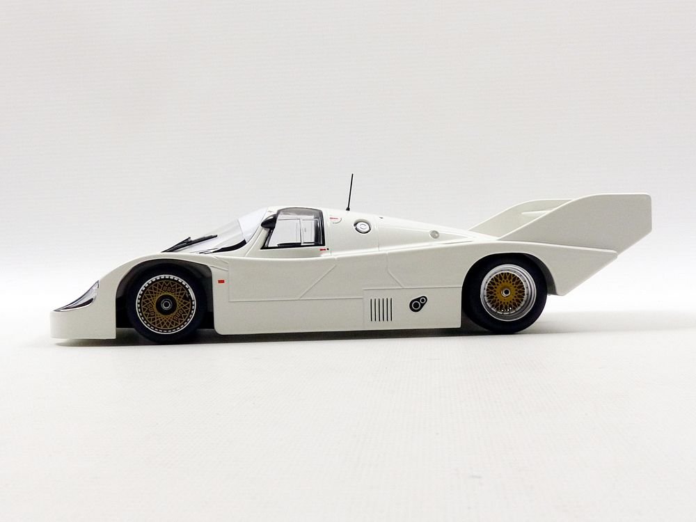 MINICHAMPS 1/18 ポルシェ 956 K 1984セナコレクション