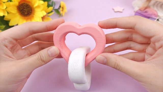 Amazon.com: Beeveer Valentines Decor Wooden Connected Hearts