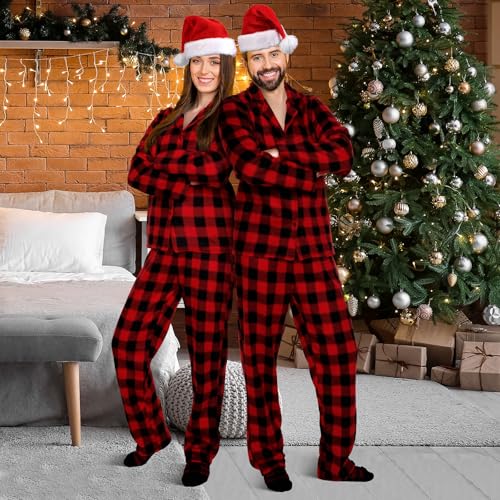 Christmas Couples Pajamas Matching Set Family Pajama Xmas Fleece Button Plaid Sleepwear with Sock and Christmas Hat4