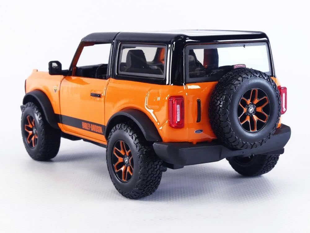 Maisto 32272OR Miniature Collection Car, Orange/Black, Orange / Black - Image 4