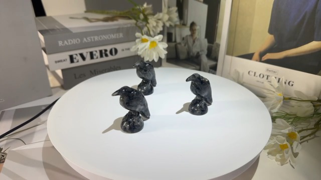 Figura de Cuervo en Obsidiana Negra de 2 Pulgadas miniatura 7