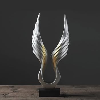 ゴールド　羽根を広げた天使の置物 Amazon.co.jp: 引越熾天使セラフィム 6枚羽 ネックレス 女神像