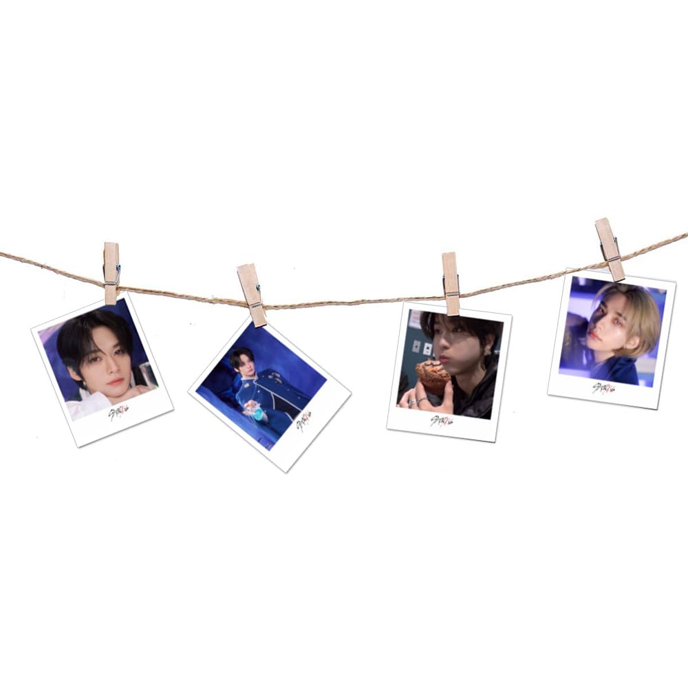 Stray Fan Articoli Set Per Stay, Merchandising SKZ Con 1 Federa Stray 45x45 Cm, 1 Portachiavi, 1 Anello Per Cellulare, 1 Cordino, 2 Spille, 12 Adesivi, 40 Skz Tesserino Fotografico
