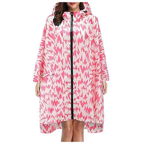 Manteau de pluie innovant pour en finir avec les parapluies perdus ou cassés