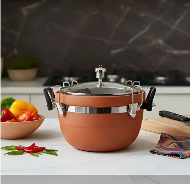 Image of Traditional Clay Pressure Cooker, Terracotta Red, 3 Litre Capacity with Stainless Steel Locking Ring and Whistle, Natural Earthenware for Family Cooking, 23x19x15 cm