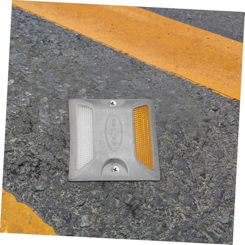Marcador Reflectivo para Pavimento con Aluminio y Plástico miniatura 4