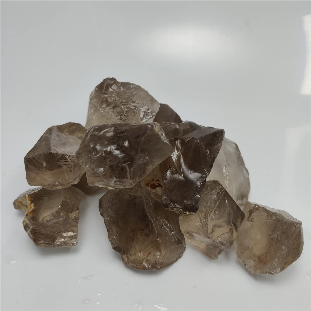 Quarzo fumé Naturale Citrino Pietre Ghiaia di Cristallo e Pietre Grezzo Campione di Pietra Preziosa Acquario Decorazione del Giardino, 1 pz, 2-4 cm (Color : One Size, Size : 2-4cm)