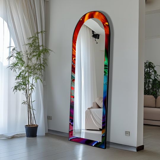 23,5''W x 67''H Flusso di colore fuso - Specchio da pavimento astratto ad arco a tutta lunghezza - Specchio da pavimento colorato a corpo intero con cornice nera con cornice dorata