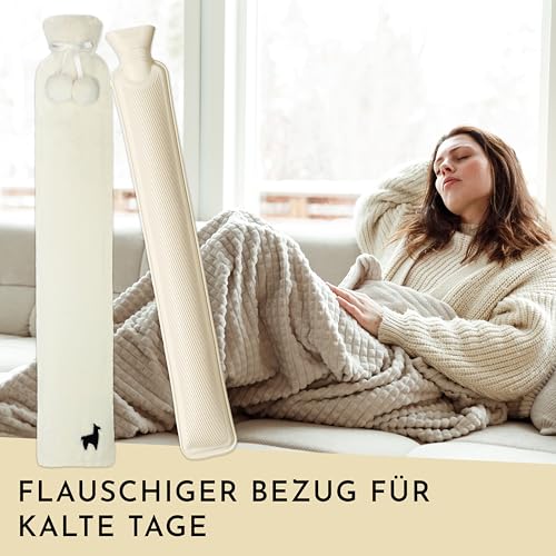 Nordstern Wärmflaschen Schlauch Lang mit Bezug - Flauschige Nackenwärmflasche für die Schultern - Längliche Auslaufsichere Bettflasche 75 cm - Ideal für Erwachsene & Kinder