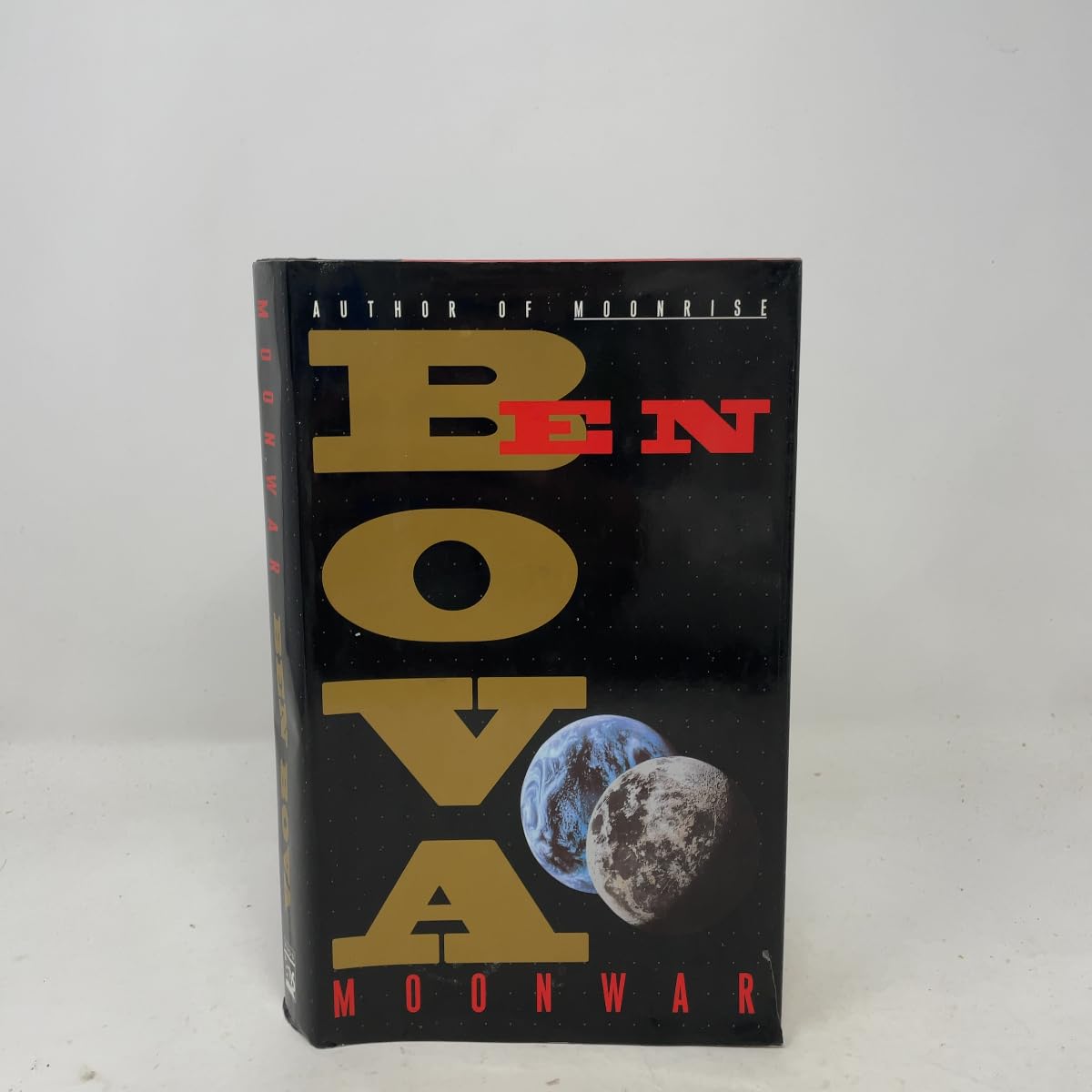 Buy Moonwar — BookShops.in