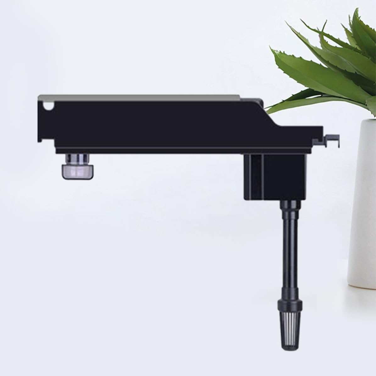 Alasum Pompe à Eau Submersible Silencieuse pour Aquarium Filtre Grosse Capacité 500l/h en Abs, Résistance à L'usure et Multiples Trous pour Aquarium Ouvert de 43,5-52cm Couleur Aléatoire