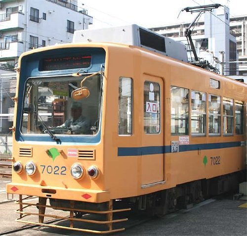 Amazon | Nゲージ NT91 東京都電 7000形 「更新車」 旧塗装 2005