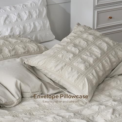 Image of JELLYMONI Seersucker Duvet Cover Set King, 3pcs Oatmeal-Grid Polyester | In Spacious Master, Couples & Pets, Crinkled Texture, Oeko-Tex Certified, 8 Corner Ties & Hidden Zipper